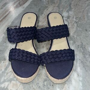 Navy wedges